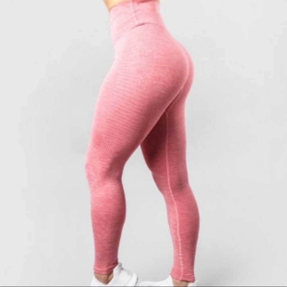 COPY - Alphalete Halo Leggings